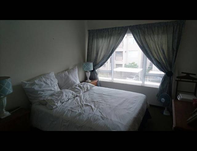 1 BEDROOM APARTMENT FOR SALE IN BRYANSTON